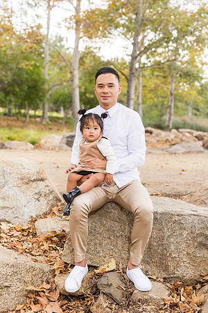 outdoor family photo in irvine by orange county wedding photographer tram bill (120)