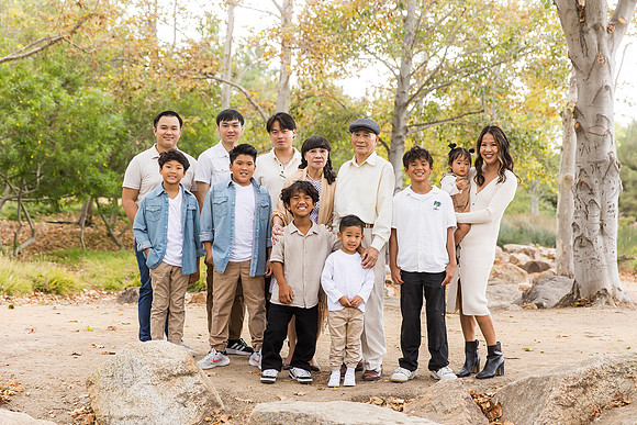 outdoor family photo in irvine by orange county wedding photographer tram bill (47)
