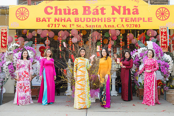 lunar new year viet tet photo orange county los angeles temecula riverside wedding photographer (15)