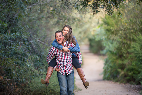 Southern California Engagement with nature in fall Photos in Fallbrook, San Diego by Temecula Winery Wedding Photographer, Sarah & Shawn