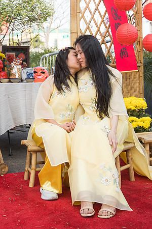 mother and daughter lunar new year viet tet photo orange county los angeles wedding photographer-8