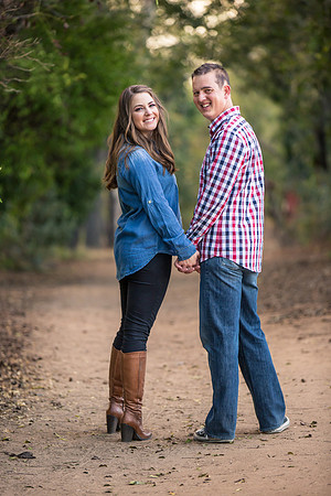 Southern California Engagement with nature in fall Photos in Fallbrook, San Diego by Temecula Winery Wedding Photographer, Sarah & Shawn