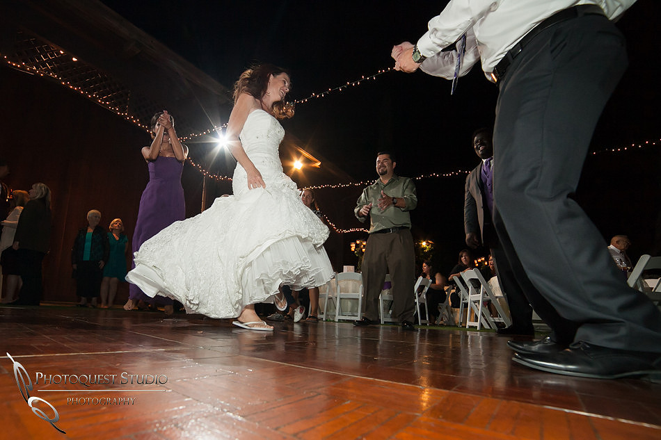 bride jump rope at wedding reception at Falkner winery wine wedding by temecula wedding photographer