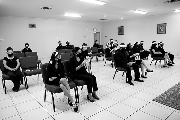 Hien's Mom Funeral-B&W (336)