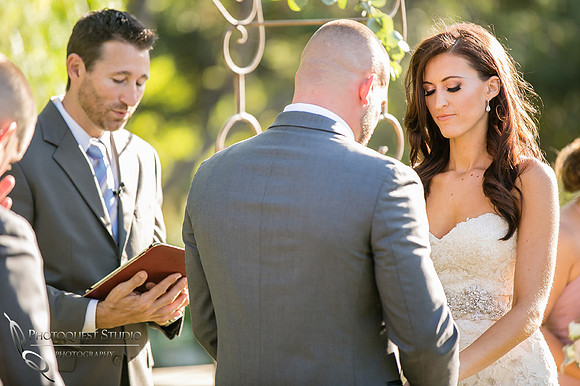 Wedding photo at Lake Oak Meadows, Temecula Winery by Photographer of Photoquest Studio