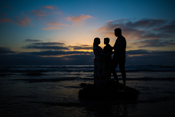 maternity photo at the beach by orange county los angeles photographer (3)