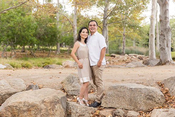 outdoor family photo in irvine by orange county wedding photographer tram bill (184)