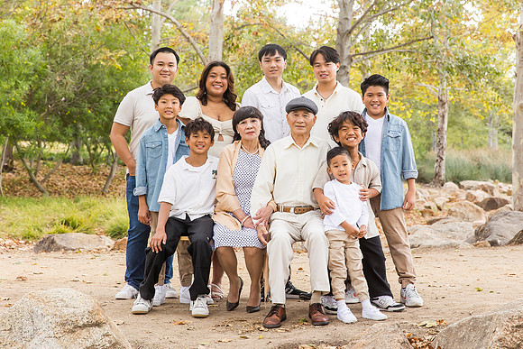 outdoor family photo in irvine by orange county wedding photographer tram bill (43)