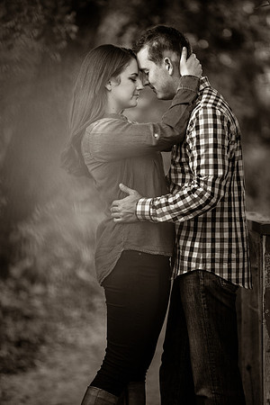 Southern California Engagement with nature in fall Photos in Fallbrook, San Diego by Temecula Winery Wedding Photographer, Sarah & Shawn