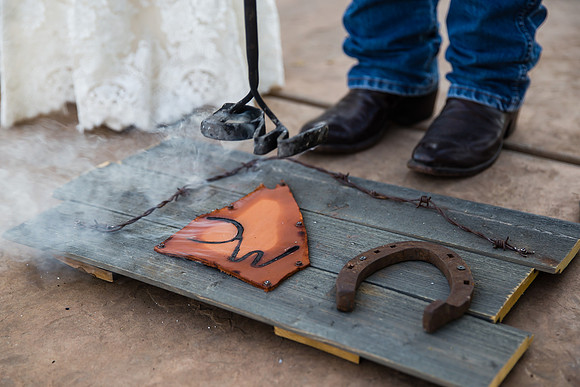 Wedding Photo at Khyra Beaucrest Ranch by Temecula Photographer, Elizabeth & Robby-13