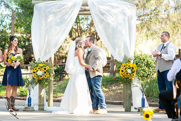Wedding at Longshadow Ranch Winery by Temecula Wedding Photographer (38)