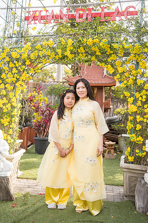 mother and daughter lunar new year viet tet photo orange county los angeles wedding photographer-53