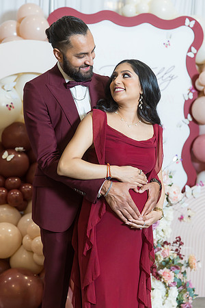 beautiful indian family little butterfly babyshower pooja parth-486