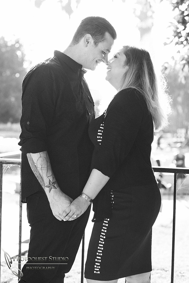 Beautiful engagement session at Balboa Park, San Diego documented by Temecula, San Diego Wedding Photographer