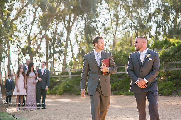 Wedding photo at Lake Oak Meadows, Temecula Winery by Photographer of Photoquest Studio