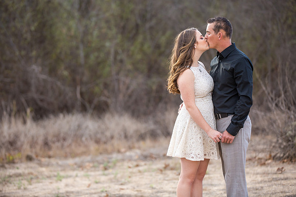 Southern California Engagement with nature in fall Photos in Fallbrook, San Diego by Temecula Winery Wedding Photographer, Sarah & Shawn
