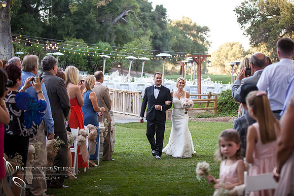 Lauren & Brett Wedding at Temecula Creek Inn byTemecula Wedding Photographers of Photoquest Studio.