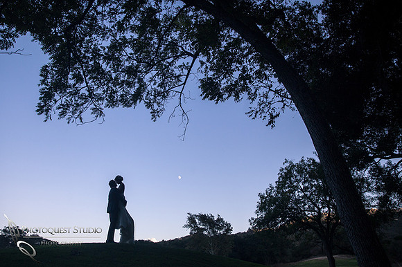 Lauren & Brett Wedding at Temecula Creek Inn byTemecula Wedding Photographers of Photoquest Studio.