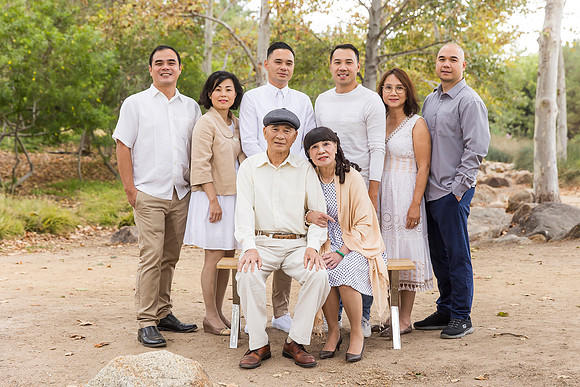 outdoor family photo in irvine by orange county wedding photographer tram bill (189)