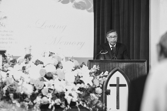 TL's Mom Funeral - B&W-1