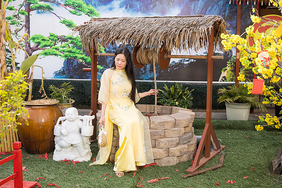 mother and daughter lunar new year viet tet photo orange county los angeles wedding photographer-61