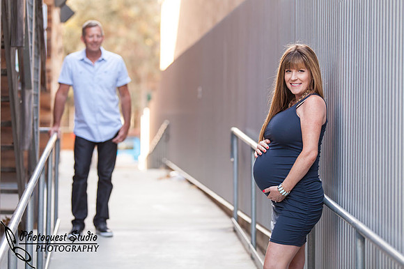 Maternity Photos in Temecula Old Town by Menifee, Murrieta, Temecula Family, Maternity Photographer (7)