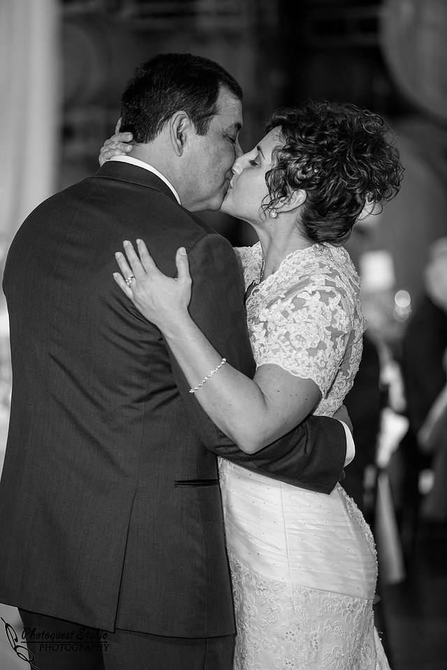 Wedding Photos at Ponte Temecula Winery