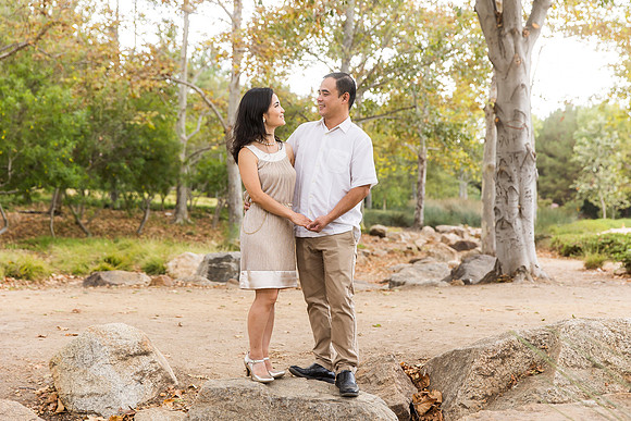 outdoor family photo in irvine by orange county wedding photographer tram bill (72)