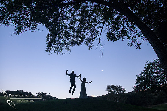 Lauren & Brett Wedding at Temecula Creek Inn byTemecula Wedding Photographers of Photoquest Studio.