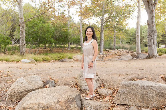 outdoor family photo in irvine by orange county wedding photographer tram bill (181)
