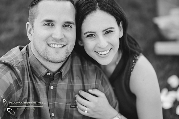 Happy love, Surprise Proposal at Temecula Winery by Wedding Photographer of Photoquest Studio