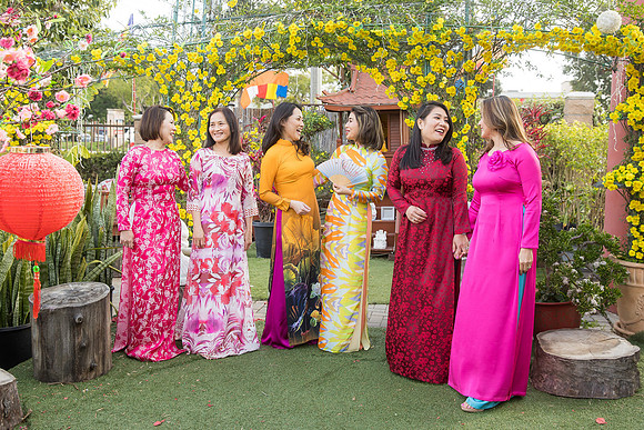 lunar new year viet tet photo orange county los angeles temecula riverside wedding photographer (3)