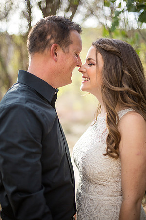 Southern California Engagement with nature in fall Photos in Fallbrook, San Diego by Temecula Winery Wedding Photographer, Sarah & Shawn