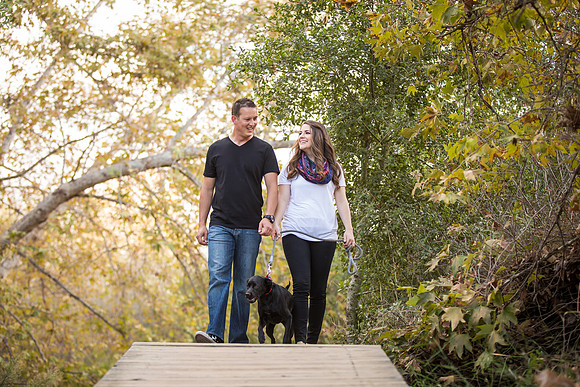 Southern California Engagement with nature in fall Photos in Fallbrook, San Diego by Temecula Winery Wedding Photographer, Sarah & Shawn