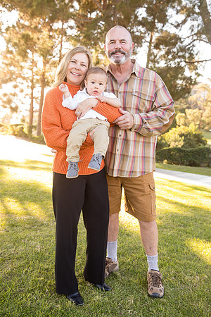 Family Photo in Dana Point by Wedding Photographer in Temecula, Fallbrook, Parris & Derek-35