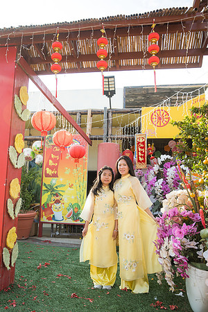 mother and daughter lunar new year viet tet photo orange county los angeles wedding photographer-36