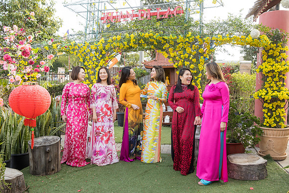 lunar new year viet tet photo orange county los angeles temecula riverside wedding photographer (2)